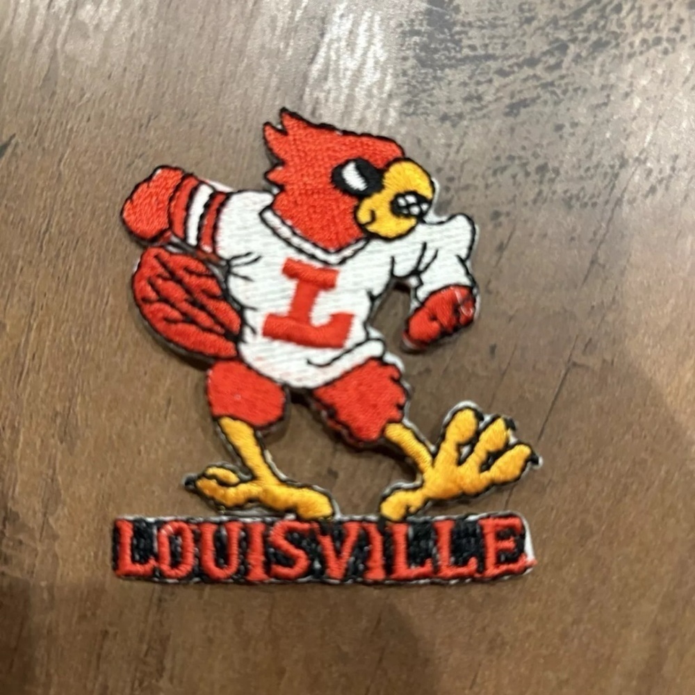 Vtg University of Louisville Cardinals Red Bird Embroidered Logo Patch